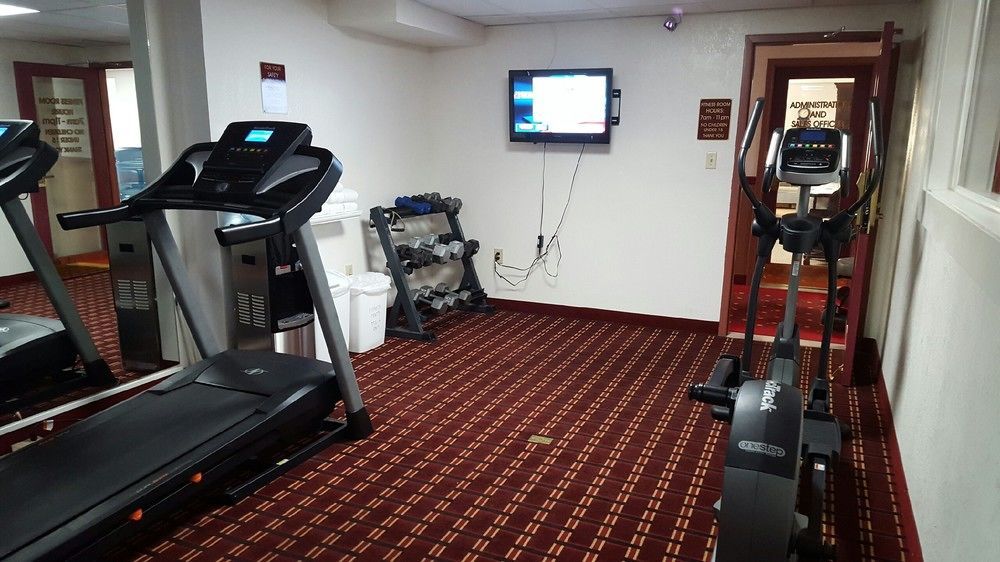 Ramada By Wyndham Medford Hotel & Conference Center 외부 사진